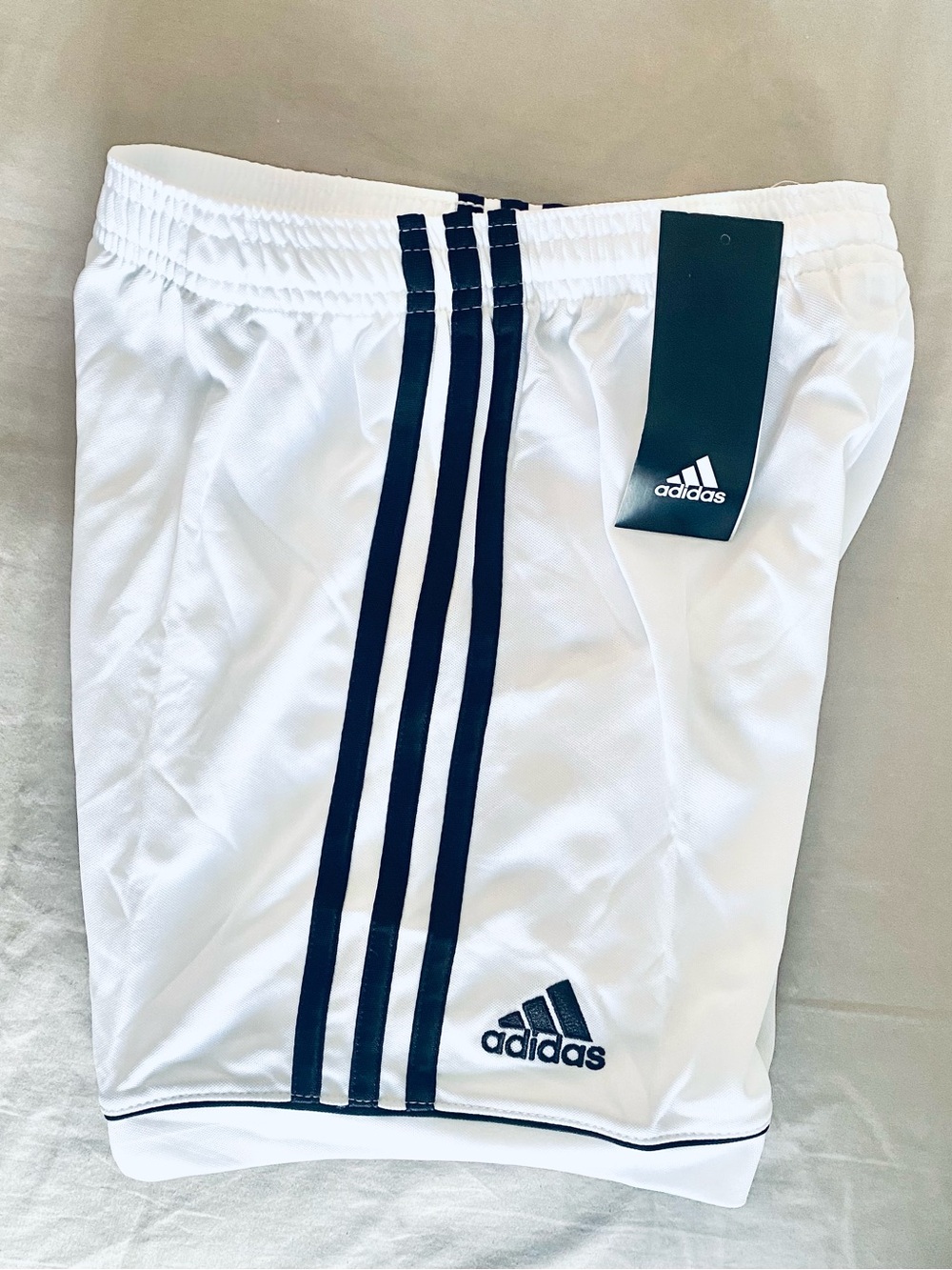 ⚽️NWT! Boys Adidas White Sports Shorts SZ S (y)